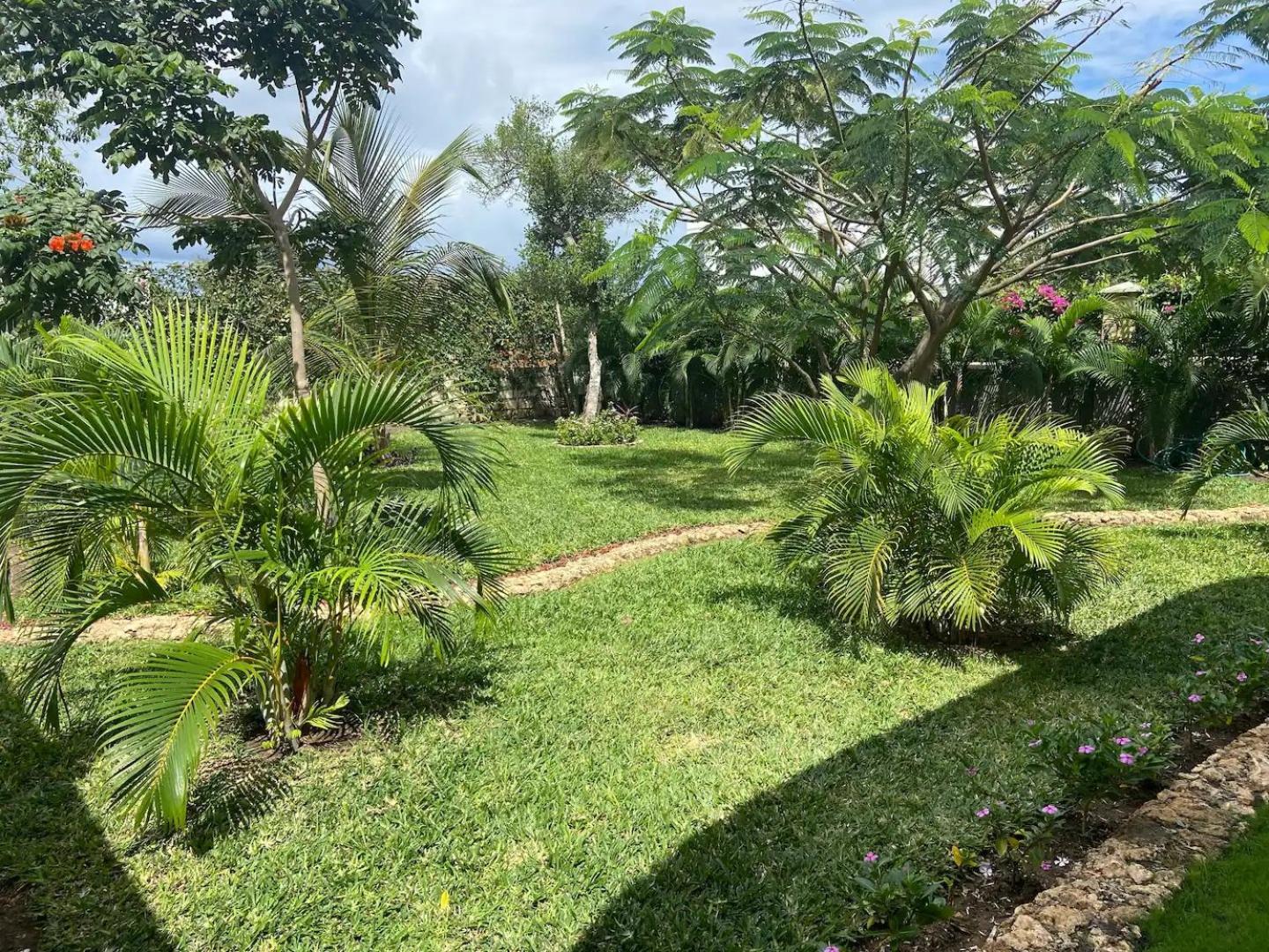 Barracuda House Villa Diani Beach Esterno foto